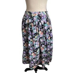 Elegant Floral Full Pleated Skirt